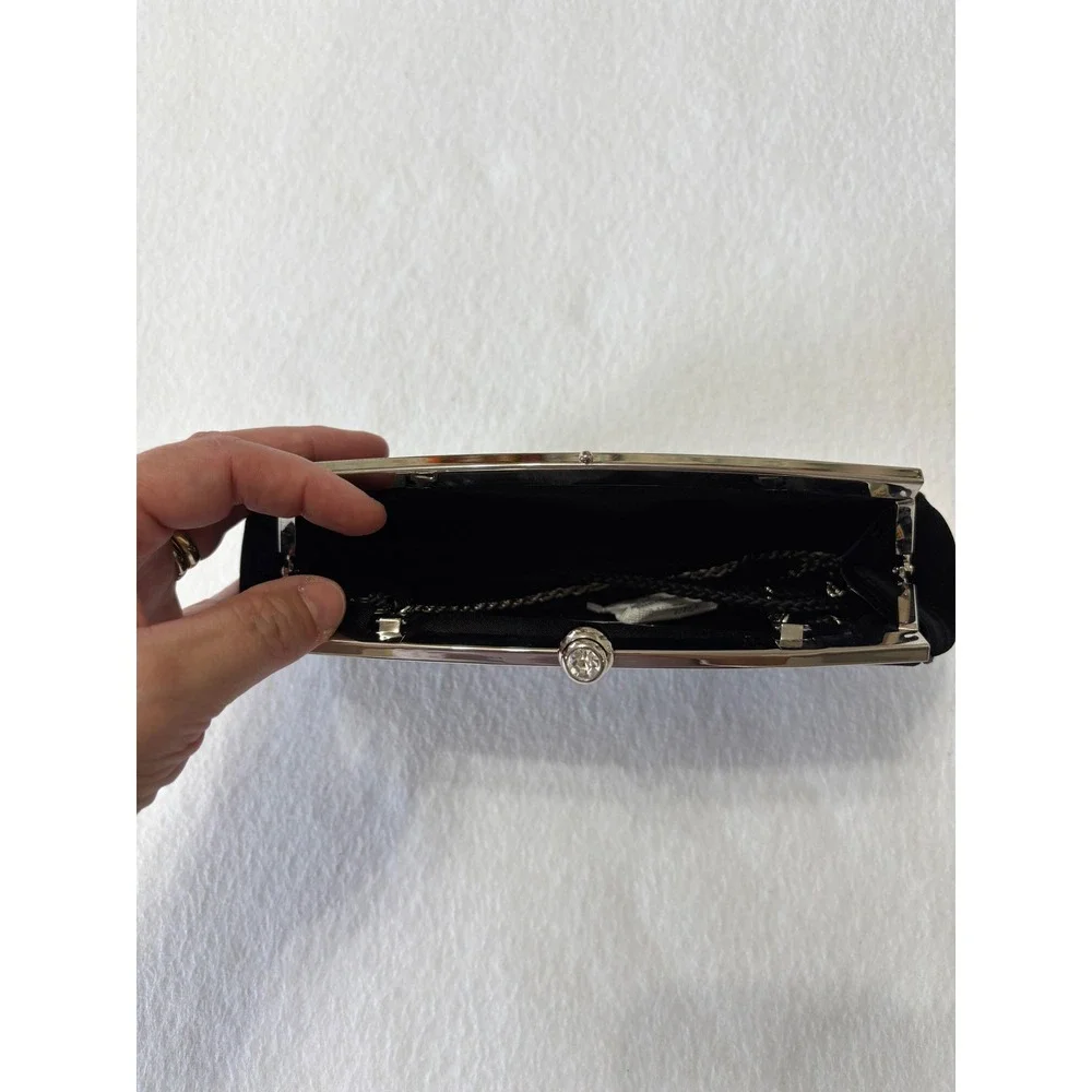 Vintage La Regale Black Velvet Evening Clutch Rhinestone Kiss Lock Silver Chain
